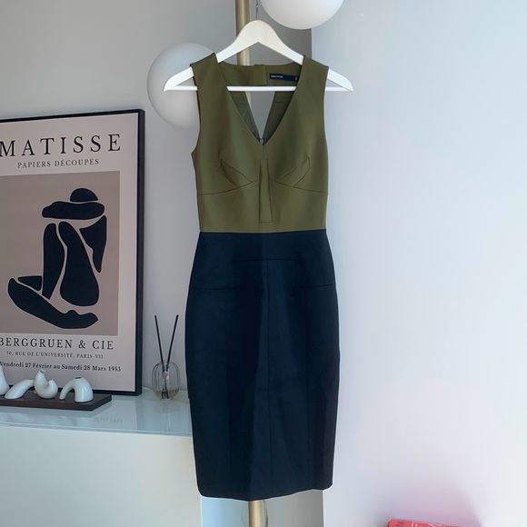 Karen Millen dress. Size 4. Worn once. Excellent condition. - Picture 1 of 5